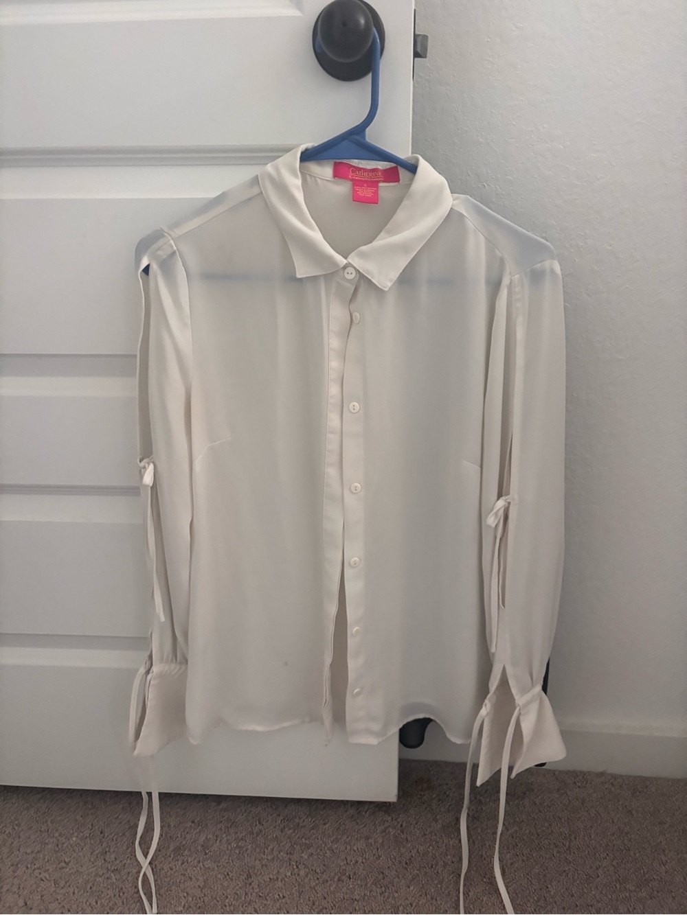 Catherines Cream Button-Front Tie Sleeve Blouse New without tag.